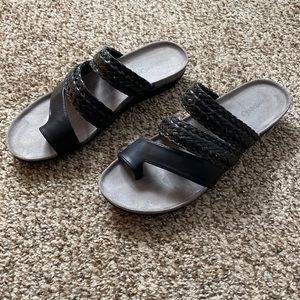 Baretraps Jonelle Slide Sandal - NWOT